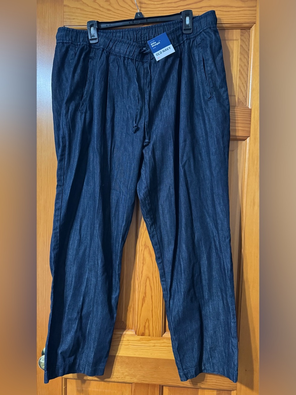 Old Navy Women’s Navy Drawstring Cropped Pants